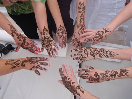 Henna-Hands.jpg
